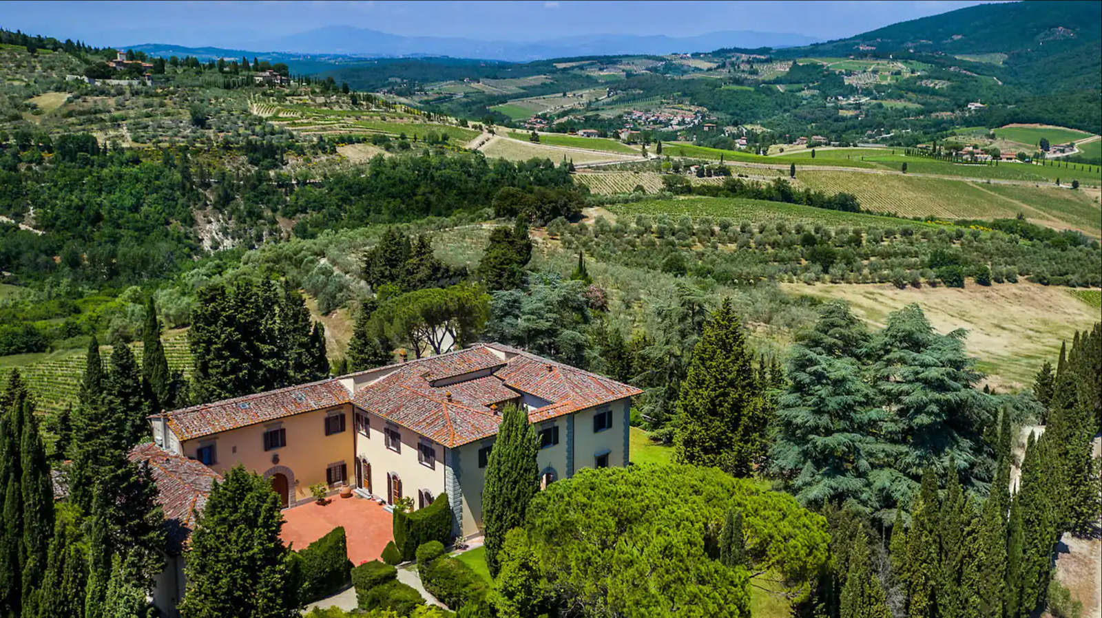 Blick auf die Villa Benedetta und die Landschaft des Chianti