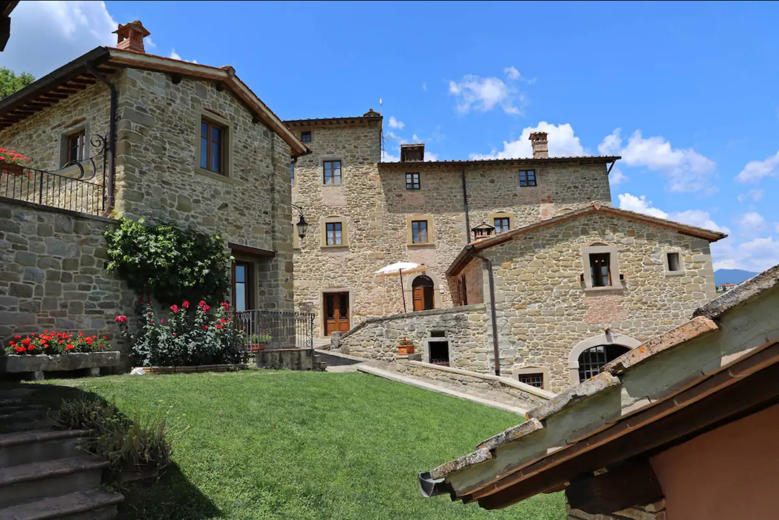 Dorf zu vermieten: Borgo Sereno 