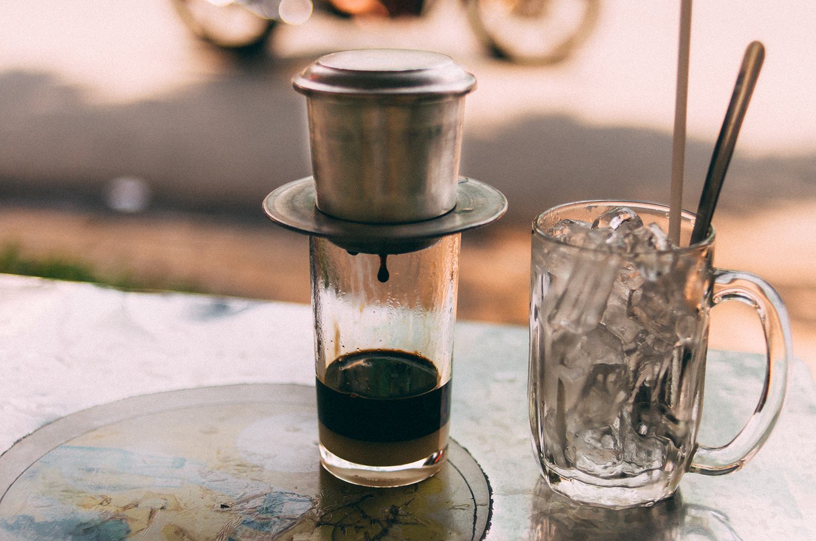 Süßer Wachmacher: vietnamesischer Kaffee auf süßer Kondensmilch