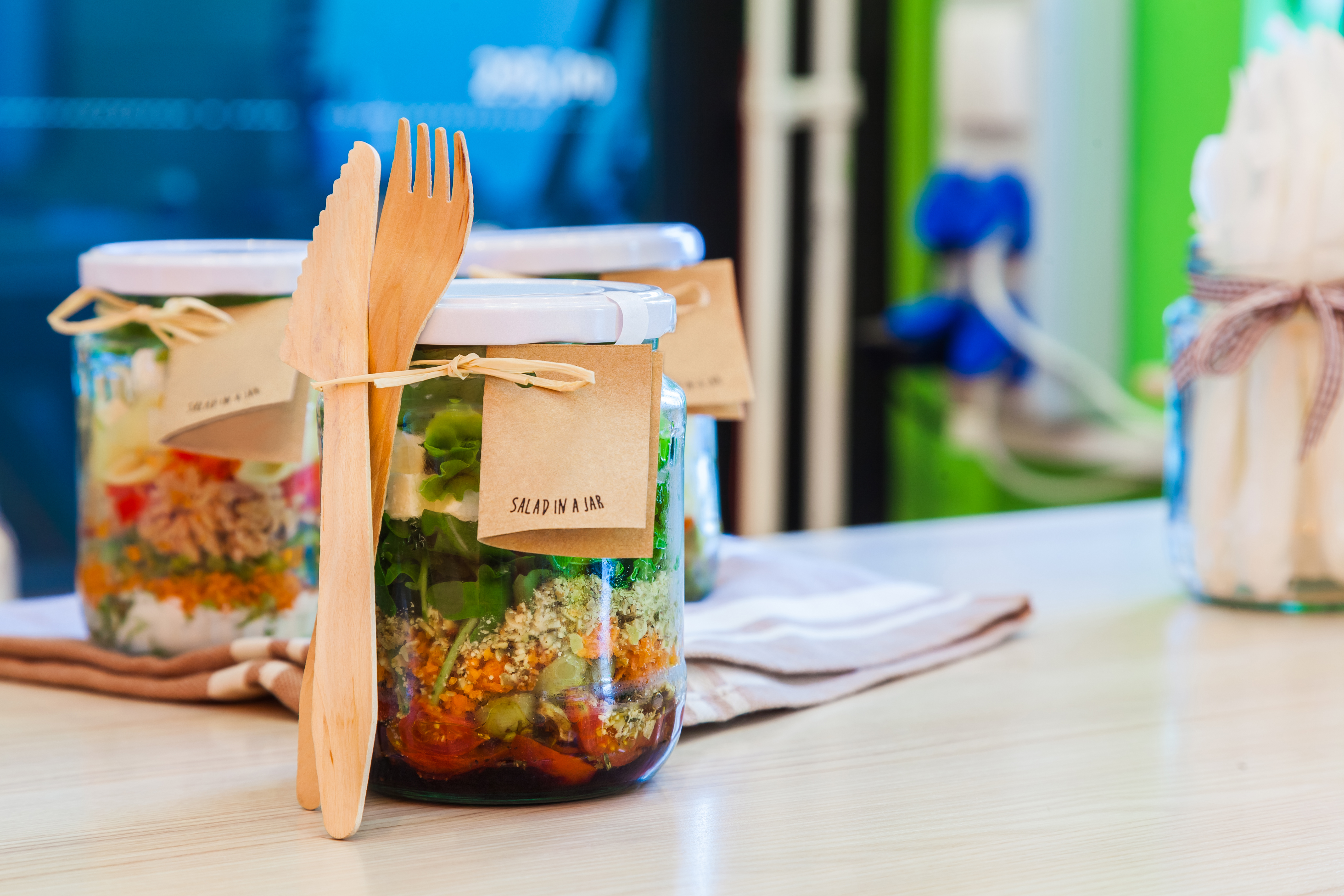 Kann sich sehen lassen: Salat im Glas ist ein leckerer und gesunder Hingucker.
